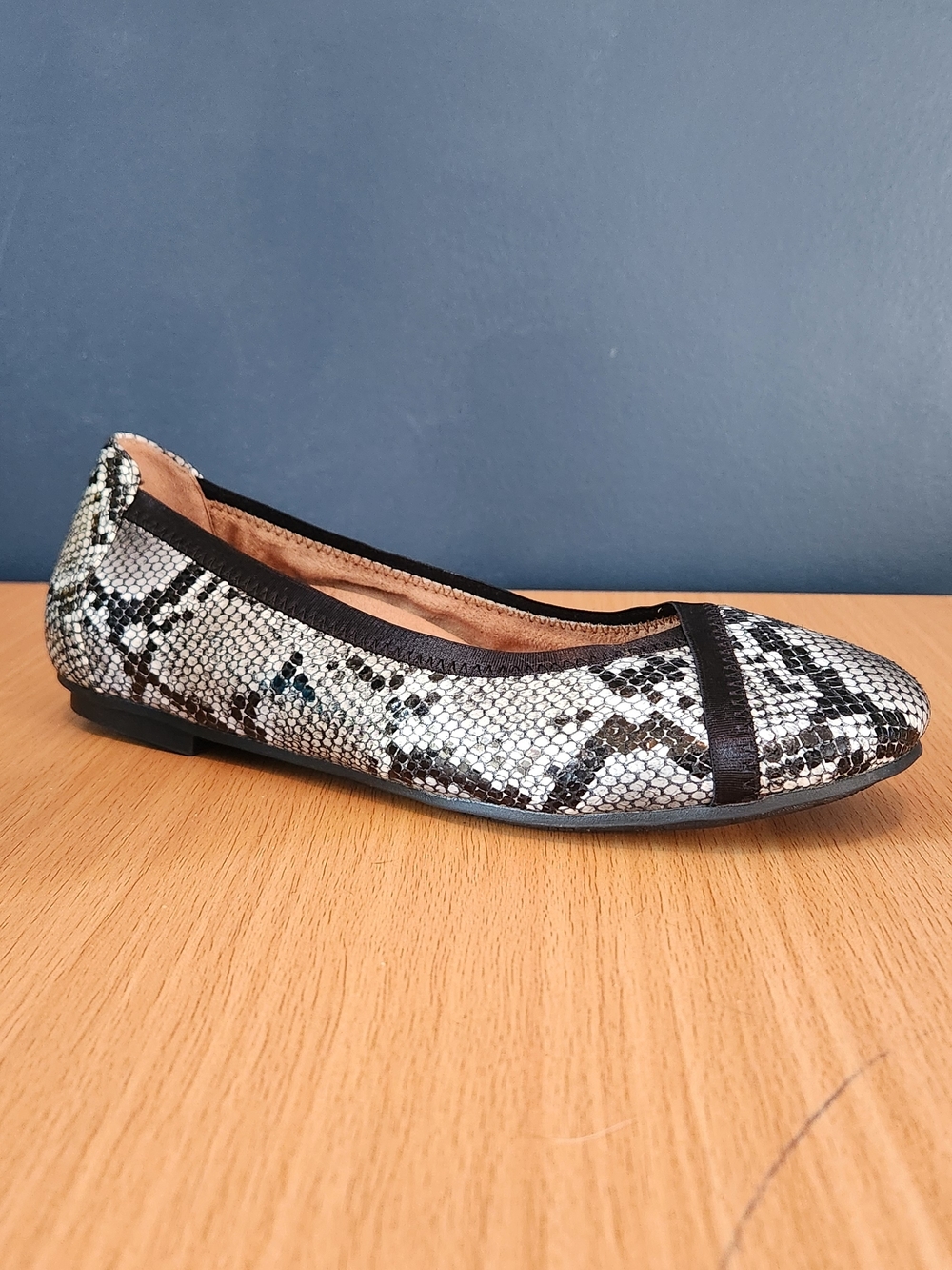 Vionic Spark Carrol Snake-Print Ballet Flat- Size 6